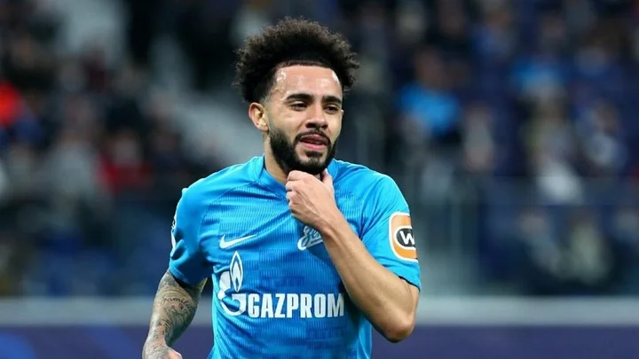 «Зенит» передумал продавать Клаудиньо во «Фламенго» за 18 млн евро «Зенит» передумал продавать Клаудиньо во «Фламенго» за 18 млн евро