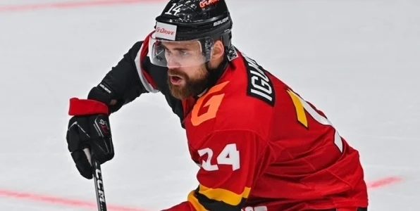 Игумнов о 3:5 с «Динамо»: «Во втором периоде проиграли полностью матч» Игумнов о 3:5 с «Динамо»: «Во втором периоде проиграли полностью матч»