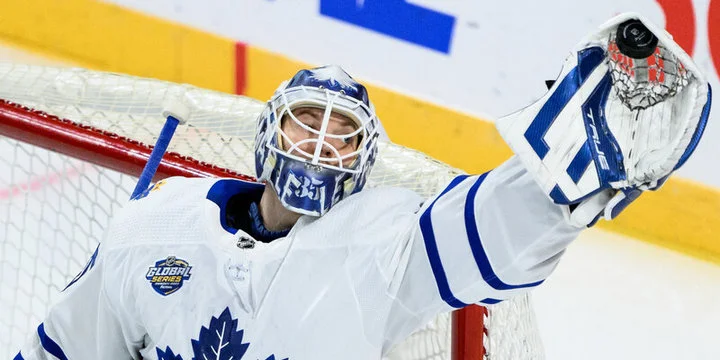 Илья Самсонов одержал шестую победу подряд, отразив 26 из 29 бросков «Колорадо» Илья Самсонов одержал шестую победу подряд, отразив 26 из 29 бросков «Колорадо»