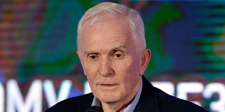 Александр Пашков: «Важно, как «Спартак» пройдёт проверку плей-офф, сможет ли по-настоящему выступить успешно» Александр Пашков: «Важно, как «Спартак» пройдёт проверку плей-офф, сможет ли по-настоящему выступить успешно»