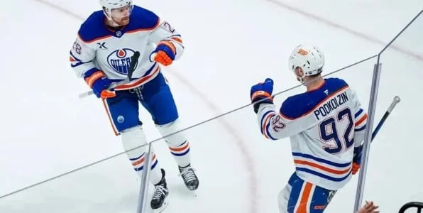 Форвард «Эдмонтона» Подколзин: я люблю бани, хожу туда каждый день Форвард «Эдмонтона» Подколзин: я люблю бани, хожу туда каждый день