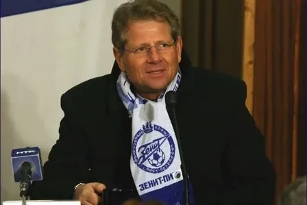 Петржела о покупке Энрике: «Зенит» любой ценой хочет выиграть РПЛ! Петржела о покупке Энрике: «Зенит» любой ценой хочет выиграть РПЛ!