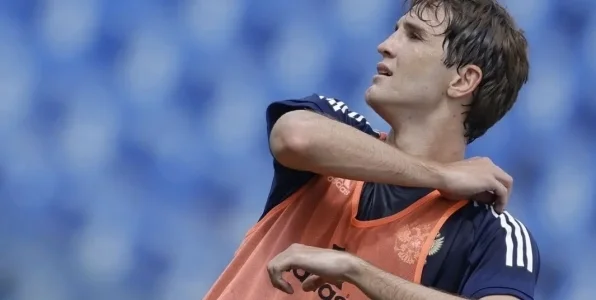 Пономарев: Фернандес? Пусть катится к себе в Бразилию! Это хитрожопый защитник Пономарев: Фернандес? Пусть катится к себе в Бразилию! Это хитрожопый защитник