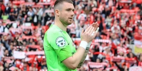 Кавазашвили – о переходе Селихова в «Урал»: Думаю, ему предложили большую зарплату Кавазашвили – о переходе Селихова в «Урал»: Думаю, ему предложили большую зарплату