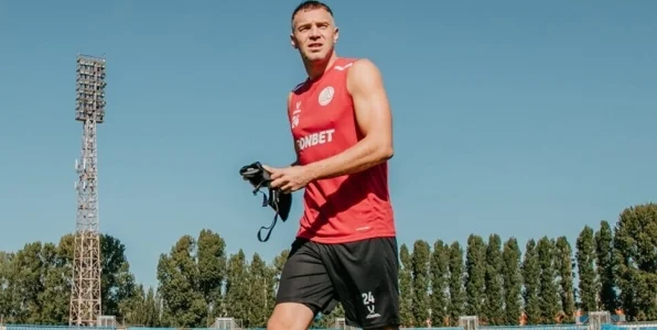 Губерниев: Не согласен с большим хейтом в адрес Дзюбы. Он многим дарит эмоции, в том числе мне Губерниев: Не согласен с большим хейтом в адрес Дзюбы. Он многим дарит эмоции, в том числе мне