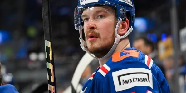 Игрок СКА Юдин считает, что рукопожатия должны быть только после окончания серии плей-офф Игрок СКА Юдин считает, что рукопожатия должны быть только после окончания серии плей-офф