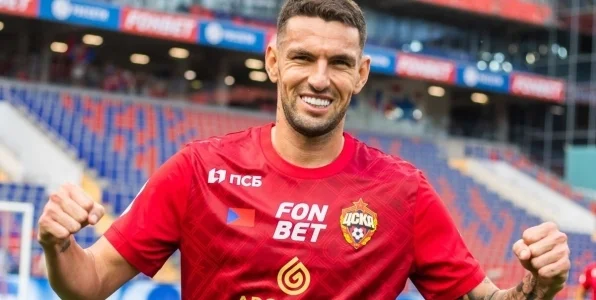 Агент Роши: Пока нет признаков ухода из ЦСКА, но в футболе все может быстро измениться Агент Роши: Пока нет признаков ухода из ЦСКА, но в футболе все может быстро измениться