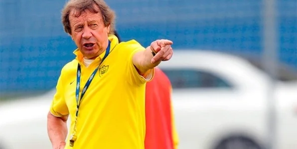 Семин о возрождении «Анжи»: не так просто содержать сразу две команды в регионе Семин о возрождении «Анжи»: не так просто содержать сразу две команды в регионе