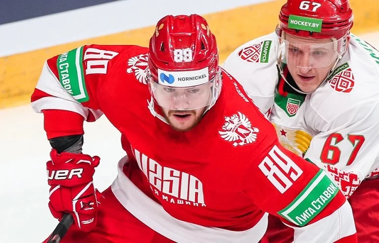 Хоккеист Карпухин рассказал, что сыграл за сборную в Омске, несмотря на болезнь