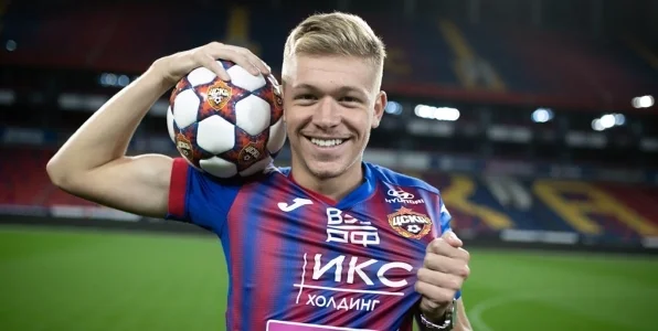 Пономарев: Бруно Фукс – здоровый кобель, а все время сидел в ЦСКА на лавке Пономарев: Бруно Фукс – здоровый кобель, а все время сидел в ЦСКА на лавке