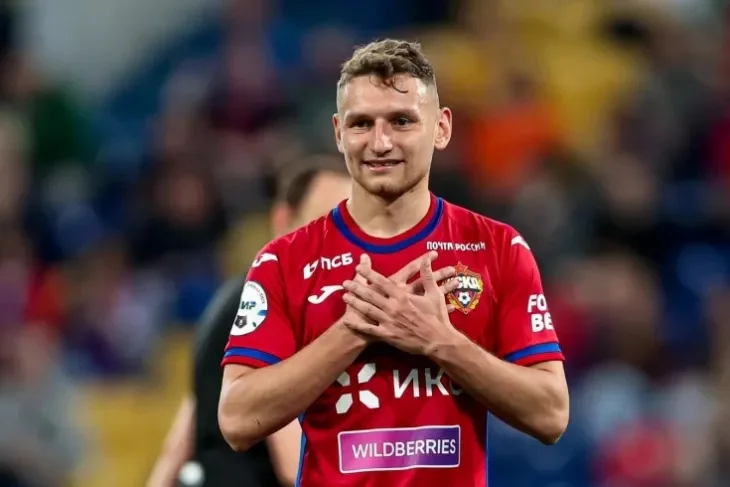 Медведев опроверг слухи о переговорах «Зенита» по трансферу Чалова Медведев опроверг слухи о переговорах «Зенита» по трансферу Чалова