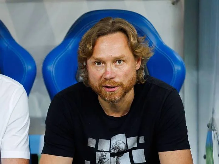 Валерий Карпин перед матчем с «Крыльями»: «Жду, что как минимум мы забьём» Валерий Карпин перед матчем с «Крыльями»: «Жду, что как минимум мы забьём»