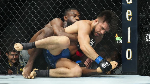 Сехудо вызвал Морено: «Хочу тебя прикончить на UFC 306» Сехудо вызвал Морено: «Хочу тебя прикончить на UFC 306»