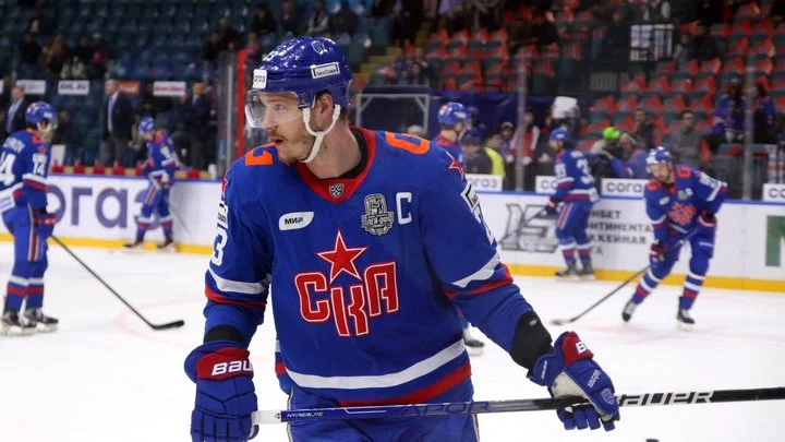 Агент Дмитрия Яшкина о переходе в «Ак Барс»: «Команда ставит перед собой наивысшую цель – бороться за Кубок Гагарина» Агент Дмитрия Яшкина о переходе в «Ак Барс»: «Команда ставит перед собой наивысшую цель – бороться за Кубок Гагарина»