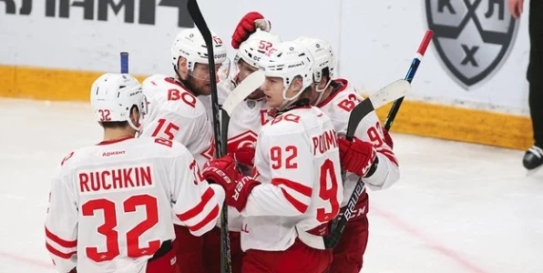 Щитов: «Ничего страшного в «Спартаке» не происходит, все встанет на свои рельсы» Щитов: «Ничего страшного в «Спартаке» не происходит, все встанет на свои рельсы»