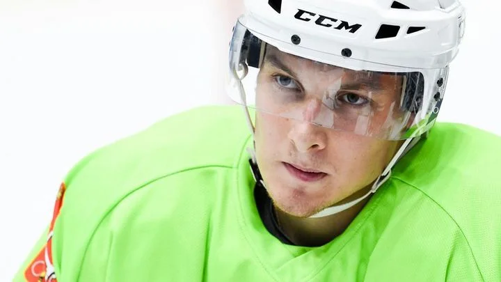 Форвард «Салавата» Денис Орлович-Грудков про 1:2 с «Сибирью»: «Сами создали глупые ошибки, удалились и получили шайбу в меньшинстве» Форвард «Салавата» Денис Орлович-Грудков про 1:2 с «Сибирью»: «Сами создали глупые ошибки, удалились и получили шайбу в меньшинстве»