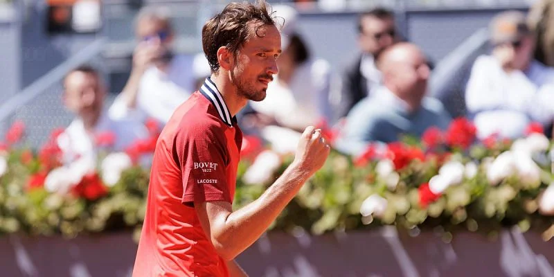 Медведев — Лехечка. Прогноз и ставки на матч ATP Мадрид (2 мая 2024 года)
