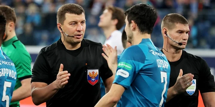 «Если ты принимаешь решения по правилам игры, больше «Зенит» судить не будешь» «Если ты принимаешь решения по правилам игры, больше «Зенит» судить не будешь»