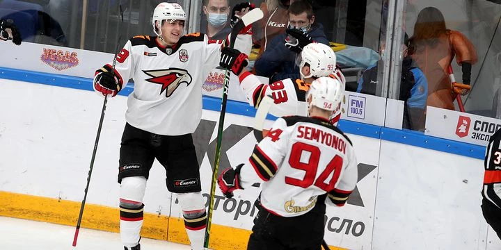 «Торпедо» — «Авангард»: коэффициенты и прогнозы на матч 20 февраля от БК Pinnacle «Торпедо» — «Авангард»: коэффициенты и прогнозы на матч 20 февраля от БК Pinnacle