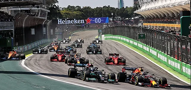 Стоит ли ставить на успехи «Альфа-Ромео» на Гран-при Сан-Паулу? Стоит ли ставить на успехи «Альфа-Ромео» на Гран-при Сан-Паулу?