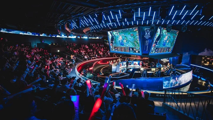 Узнаем подробности преобразования European League of Legends в EMEA Championship Узнаем подробности преобразования European League of Legends в EMEA Championship
