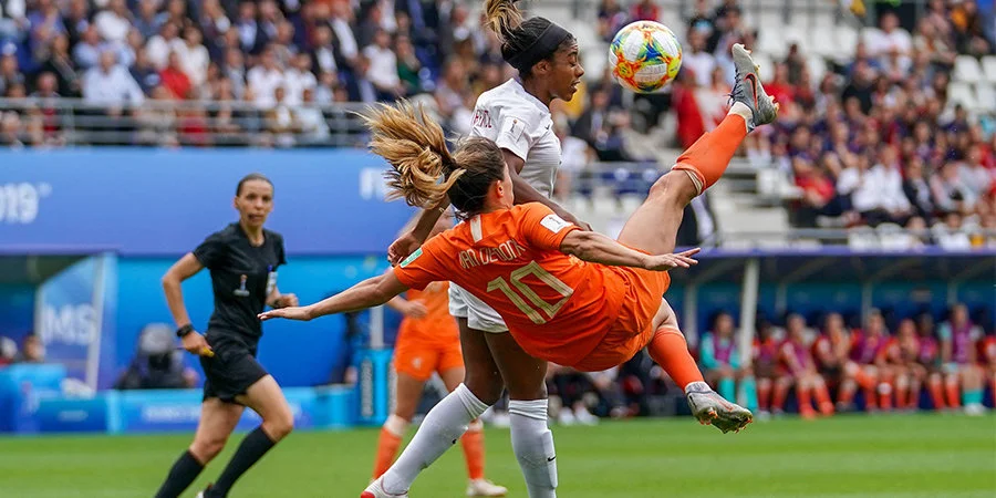 Обзор размещения ставок на матчи Чемпионата мира по футболу среди женщин Обзор размещения ставок на матчи Чемпионата мира по футболу среди женщин