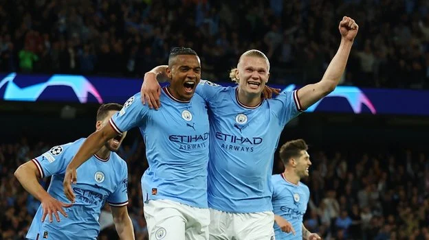 Коэффициенты и прогноз на матч «Манчестер Сити» — «Манчестер Юнайтед» от БК Pinnacle Коэффициенты и прогноз на матч «Манчестер Сити» — «Манчестер Юнайтед» от БК Pinnacle