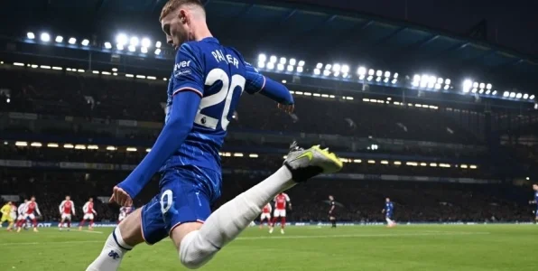 Как читать линию на угловые? Почему «тотал больше» здесь переоценен Как читать линию на угловые? Почему «тотал больше» здесь переоценен