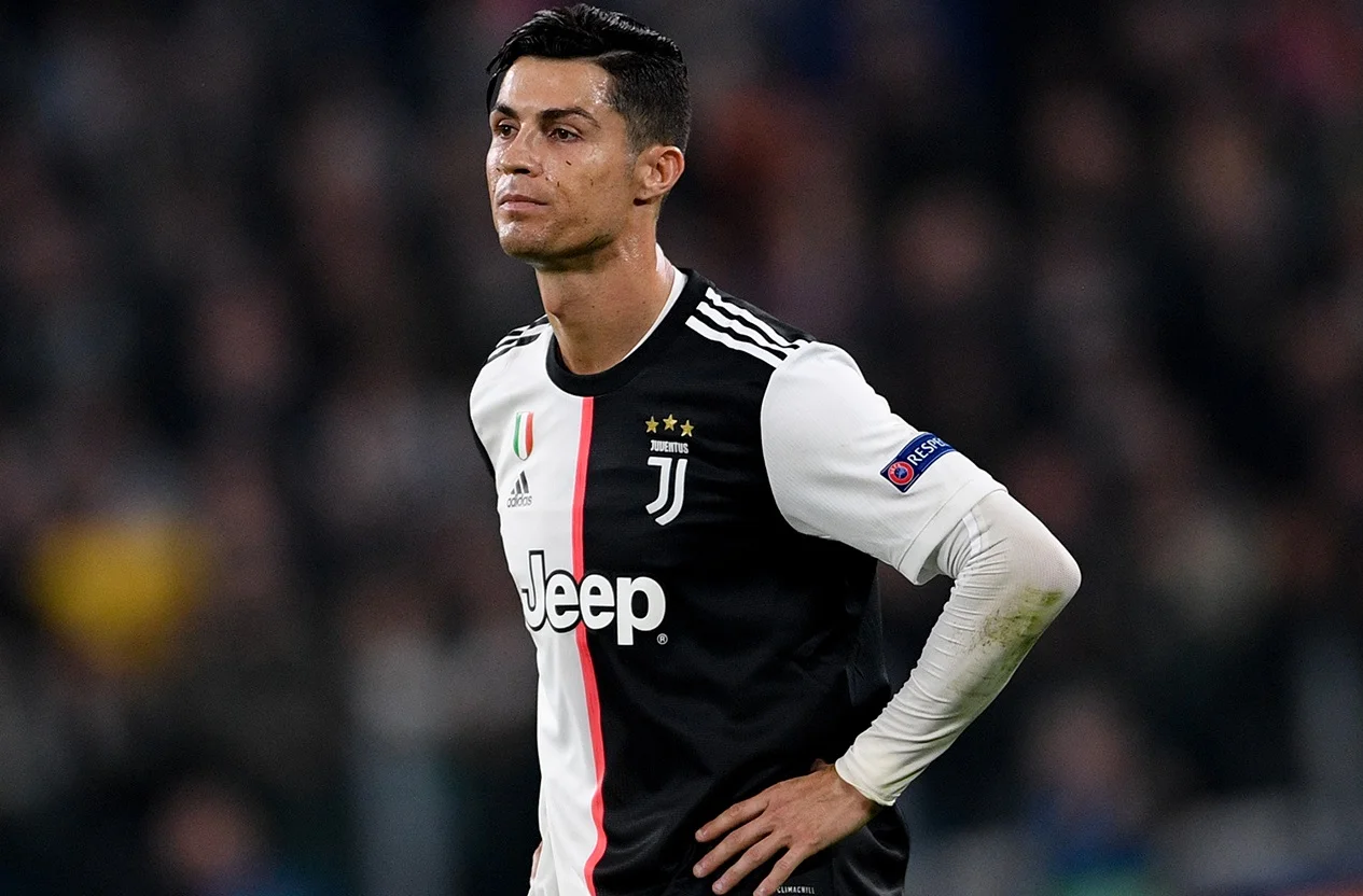 Букмекеры принимают ставки на то, в каком клубе продолжит карьеру Роналду