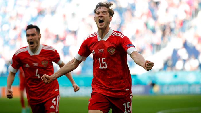 Букмекеры не верят в победу России в решающем матче с Данией