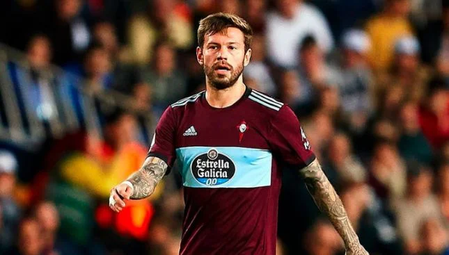 Каких успехов добьется Смолов после дебюта за «Сельту»? Каких успехов добьется Смолов после дебюта за «Сельту»?