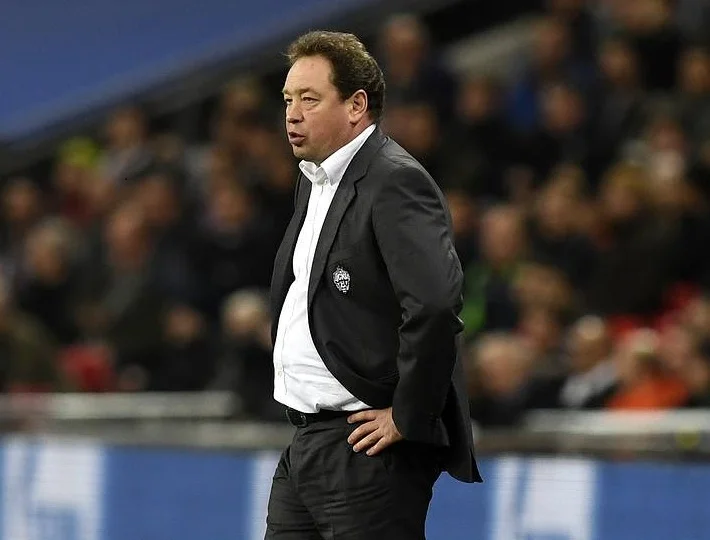 В линии от БК «1хСтавка» можно поставить на следующее место работы Слуцкого