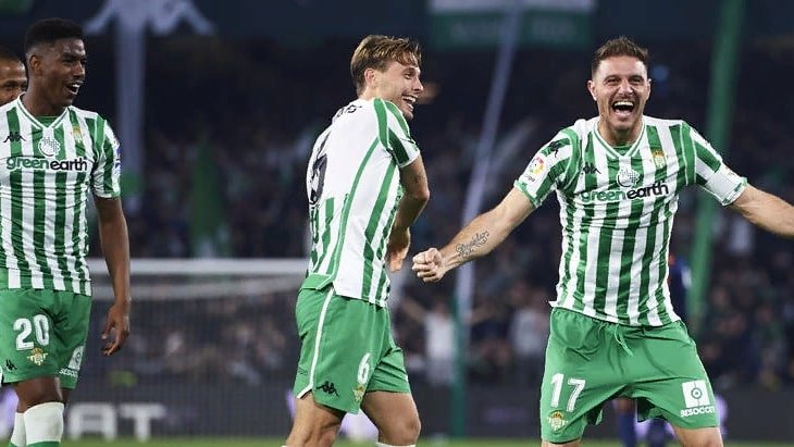 Букмекеры отдают предпочтение «Реалу Сосьедад» в его игре с «Бетисом» в Кубке Букмекеры отдают предпочтение «Реалу Сосьедад» в его игре с «Бетисом» в Кубке