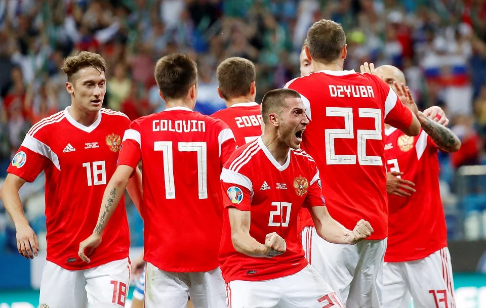 Какие новые игроки могут появиться в сборной России на Евро-2020? Какие новые игроки могут появиться в сборной России на Евро-2020?