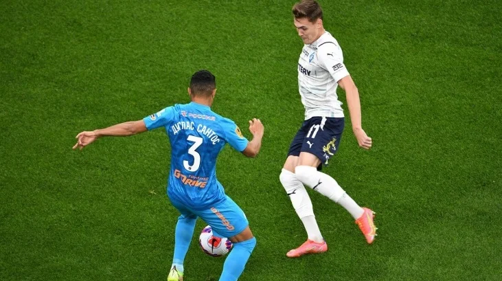 Букмекеры уверены в том, что «Зенит» выиграет во втором туре РПЛ после ничьей с «Химками» Букмекеры уверены в том, что «Зенит» выиграет во втором туре РПЛ после ничьей с «Химками»