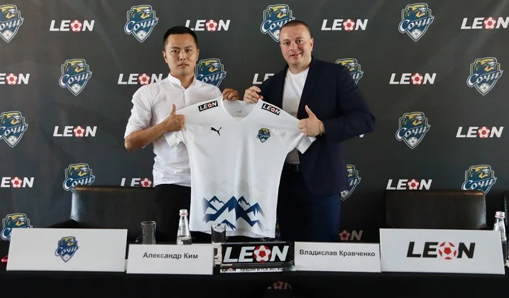 БК LEON и ФК «Сочи» продлили соглашение ещё на один год