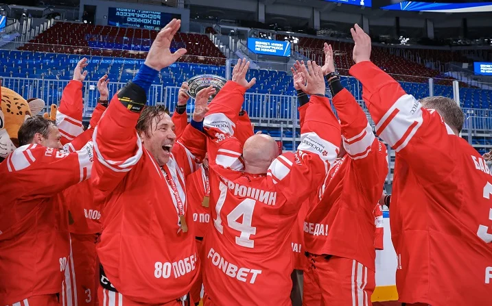 Команда «Политика» — победитель FONBET Кубка Росконгресса по хоккею Команда «Политика» — победитель FONBET Кубка Росконгресса по хоккею