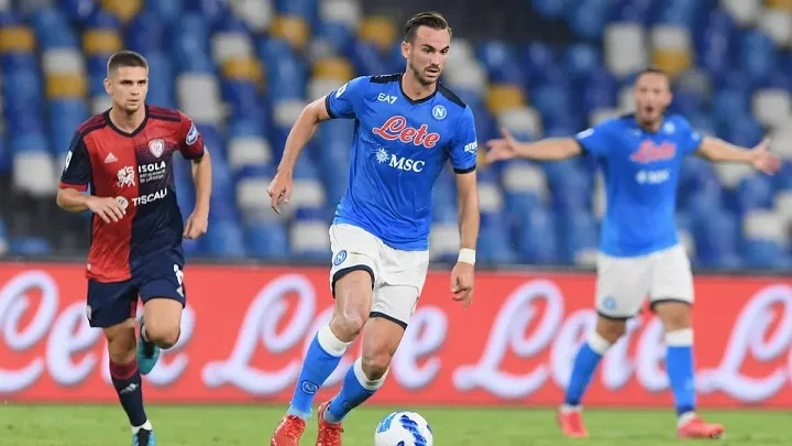 БК Винлайн: у «Кальяри» нет шансов в игре с «Наполи»