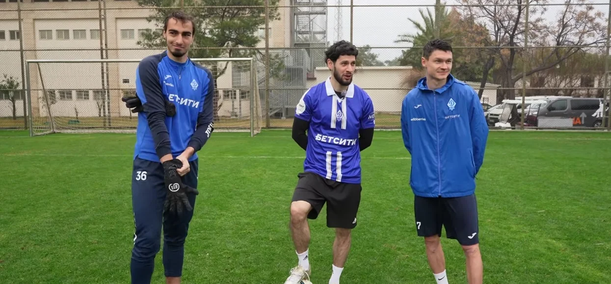 Глушков о пенальти в игре с «Нижним Новгородом»: «Доволен, что никого не ударил» Глушков о пенальти в игре с «Нижним Новгородом»: «Доволен, что никого не ударил»