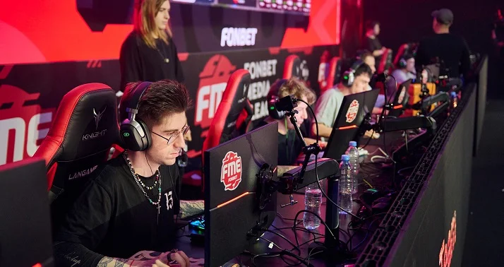 StRoGo, PCH3LK1N и des0ut примут участие в 9 сезоне FONBET MEDIA ELEAGUE по CS2 StRoGo, PCH3LK1N и des0ut примут участие в 9 сезоне FONBET MEDIA ELEAGUE по CS2