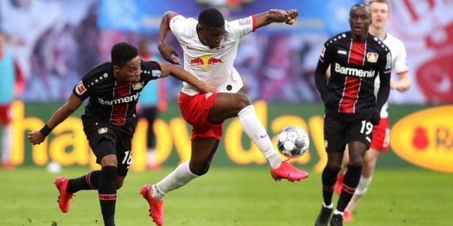 Кто займет третье место в Бундеслиге после 30-го тура?