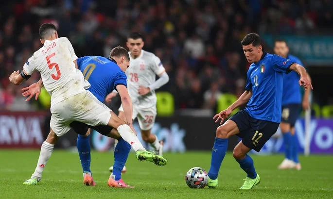 Выиграет ли Италия у Швейцарии после поражения в Лиги Наций? Выиграет ли Италия у Швейцарии после поражения в Лиги Наций?