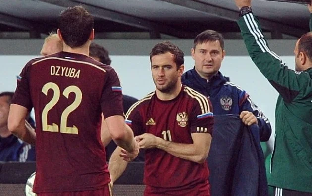 Сможет ли Дзюба побить рекорд Кержакова в сборной? Сможет ли Дзюба побить рекорд Кержакова в сборной?