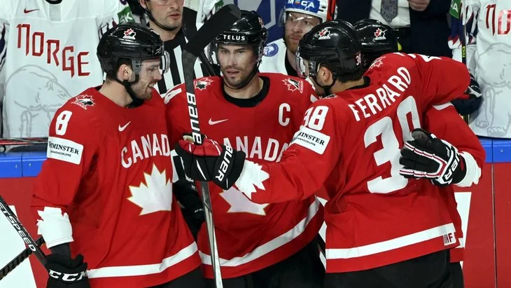 Есть ли шансы у Италии в игре с Канадой на ЧМ-2021? Есть ли шансы у Италии в игре с Канадой на ЧМ-2021?