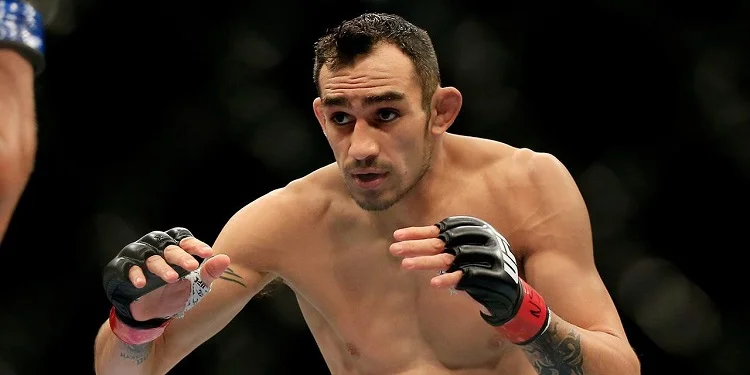 Продлит ли Дариуш свою серию побед в бою против Тони Фергюсона? Продлит ли Дариуш свою серию побед в бою против Тони Фергюсона?