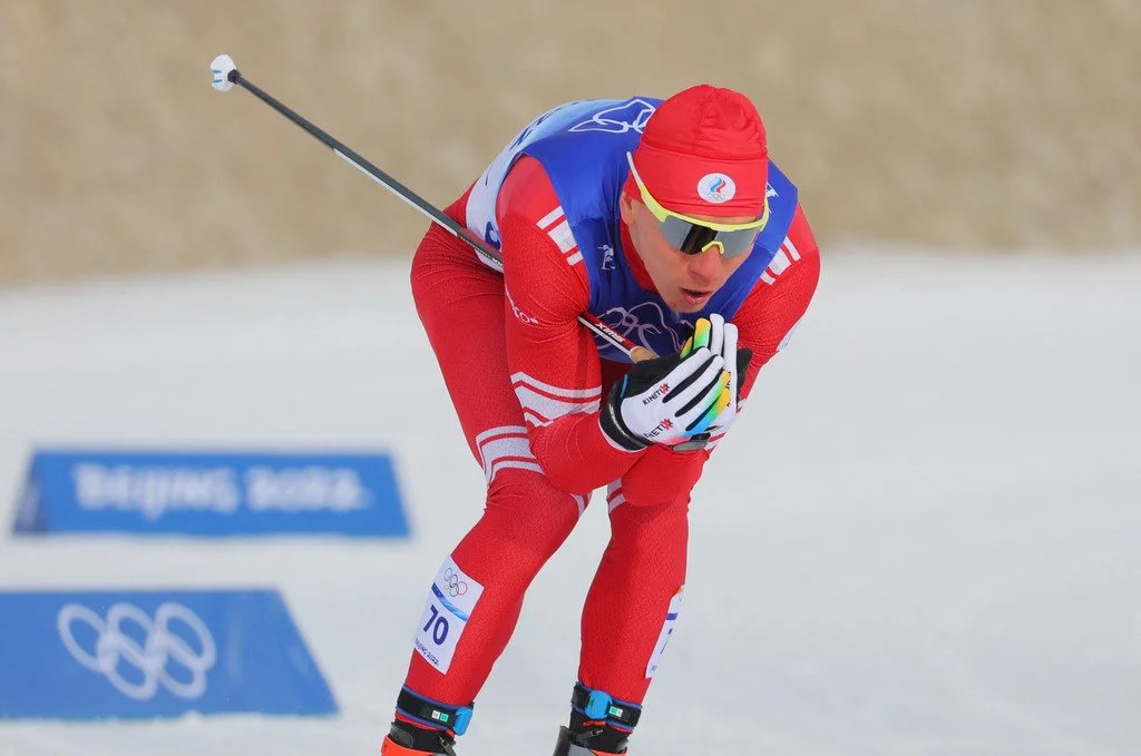 Лыжники Большунов и Устюгов побегут за Россию в мужской эстафете на Олимпиаде в Пекине Лыжники Большунов и Устюгов побегут за Россию в мужской эстафете на Олимпиаде в Пекине