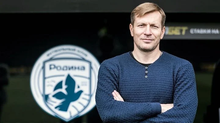 Спортдиректор «Родины» Алексей Зинин: «Если бы мы вышли в РПЛ по итогам прошлого сезона, то сохранили бы состав процентов на 70» Спортдиректор «Родины» Алексей Зинин: «Если бы мы вышли в РПЛ по итогам прошлого сезона, то сохранили бы состав процентов на 70»