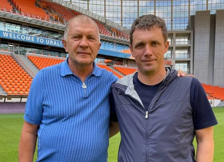 Президент «Урала» Григорий Иванов: «Считаю Гончаренко одним из лучших тренеров в России. Мы больше никого и не рассматривали, хотя нам назначили уже человек пять» Президент «Урала» Григорий Иванов: «Считаю Гончаренко одним из лучших тренеров в России. Мы больше никого и не рассматривали, хотя нам назначили уже человек пять»