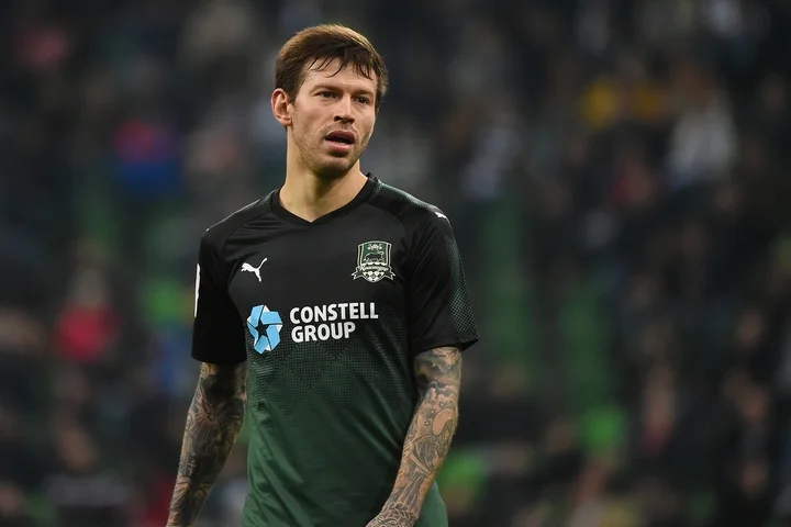 Федор Смолов: «Краснодар» постоянно находится в борьбе за трофеи. «Зенит» заслуженно победил в Суперкубке, но чемпионат хорош тем, что состоит из 30 матчей» Федор Смолов: «Краснодар» постоянно находится в борьбе за трофеи. «Зенит» заслуженно победил в Суперкубке, но чемпионат хорош тем, что состоит из 30 матчей»