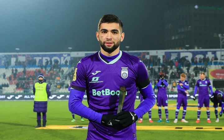 Гамид Агаларов официально стал игроком «Ахмата» Гамид Агаларов официально стал игроком «Ахмата»